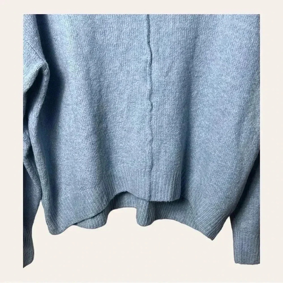 NWT Double Zero Light Blue V-Neck Sweater - Picture 6 of 10